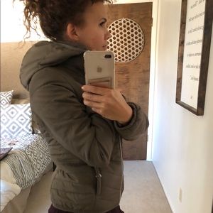 Women Light Puffer jacket With Hood Small